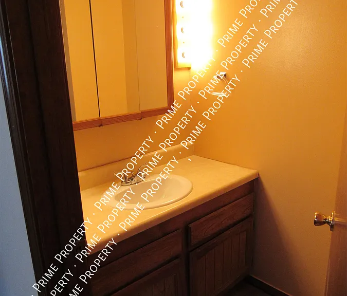1428 E Beloit Ave #1430-E — Photo 6