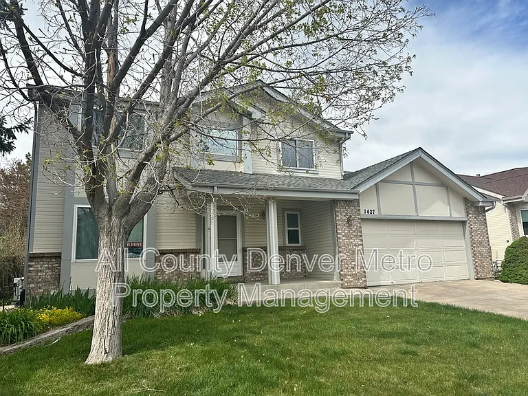 1427 McIntosh Ave — Photo 3