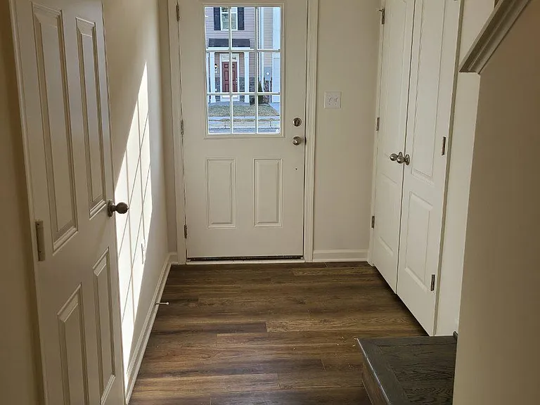108 Alderman Way — Photo 3