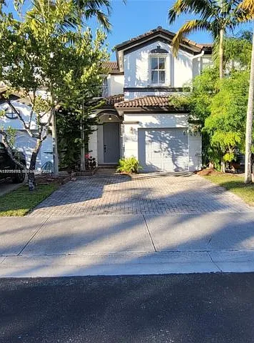 11425 NW 76th Ter — Photo 2