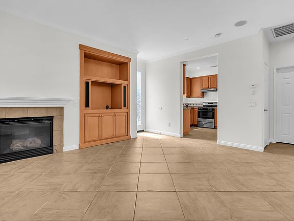 4th image of 8798 Nozay Ln