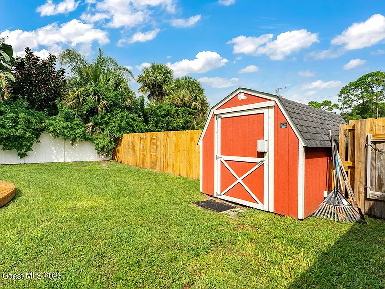 5235 Devon St — Photo 14