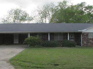 906 N 3rd St, Paris, AR 72855