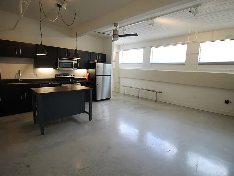 1401 S Flores St #216 — Photo 7