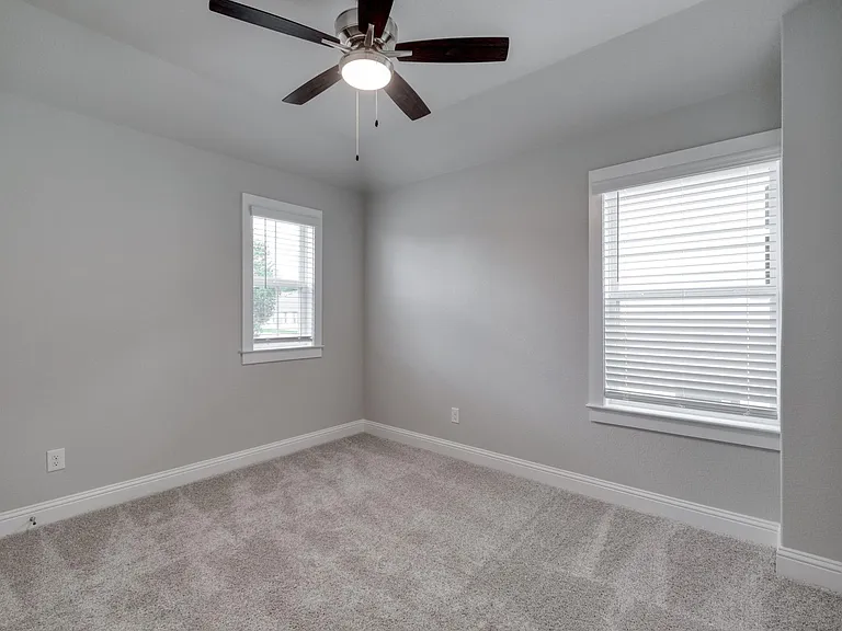 2605 Sam Bass Rd #44 — Photo 20