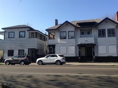 2nd image of 941 N Madison St #933C