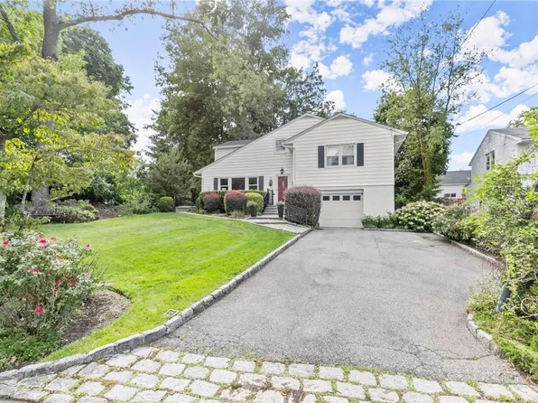 66 Hickory Hill Road, Eastchester, NY 10709