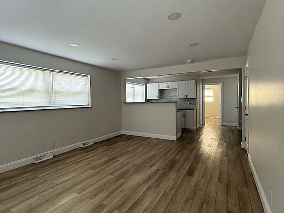 2nd image of 5655 Bramble Ave APT 2