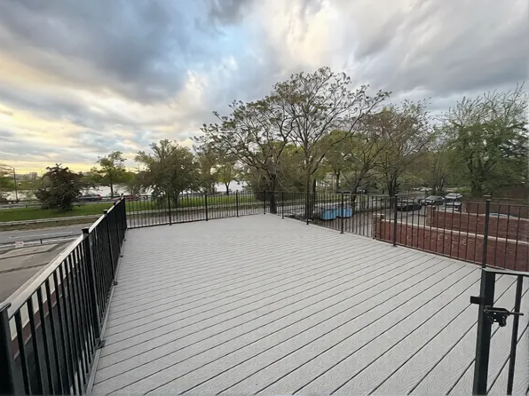 472 Beacon St, Boston, MA 02115