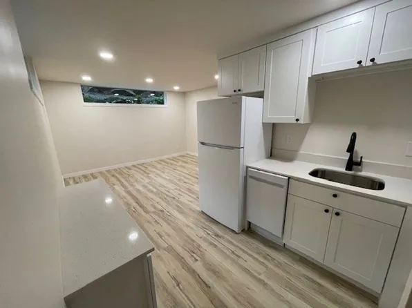 (3R2) Franklin, 2010 Franklin Ave E APT 102, Seattle, WA 98102