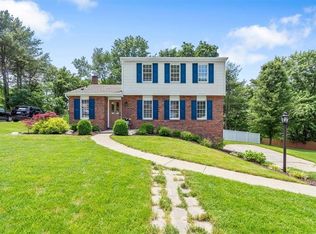 9583 Saratoga Dr, Pittsburgh, PA 15237