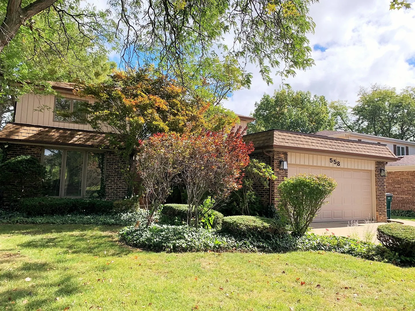 558 Hunter Rd photo 1