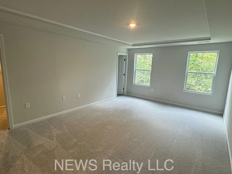 187 Peebles Dr — Photo 48