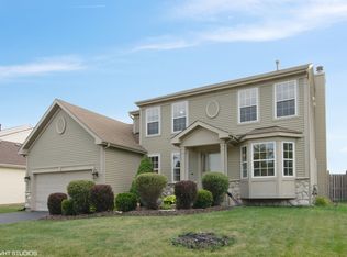 611 Lake Plumleigh Way, Algonquin, IL 60102
