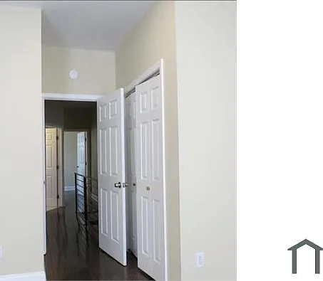1323 W Wishart St — Photo 17
