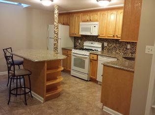 461 1st St APT 1, Hoboken, NJ 07030