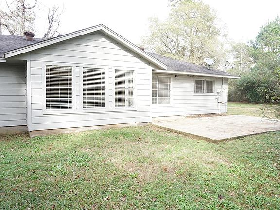 4th image of 2010 Southwood Dr