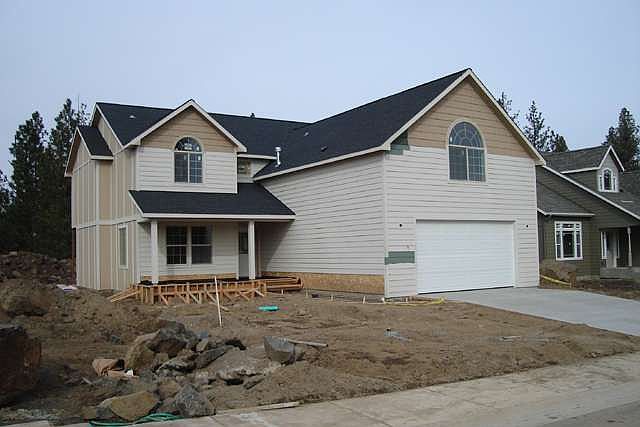 1st image of 730 S Evergreen St