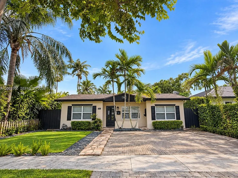 5744 SW 54th Ter