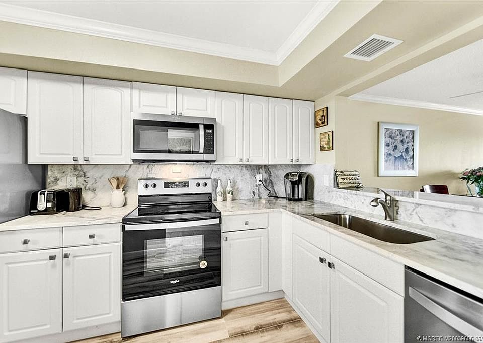 Sand Dollar Villas Condominiums Jensen Beach, FL Zillow