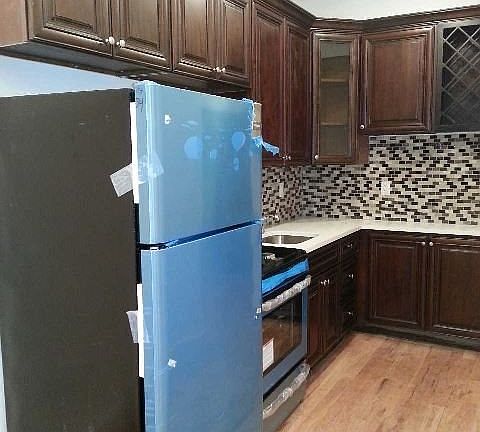 2nd image of 367 Saratoga Ave #3