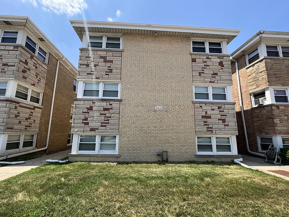 1st image of 2650 N Harlem Ave APT 1E