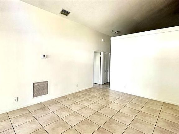 5th image of 2385 NW 123rd Ave