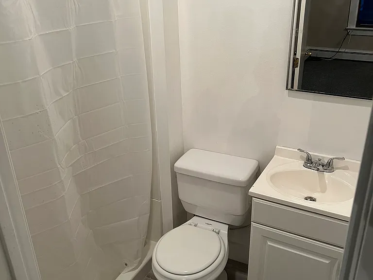 174 Main St #1R — Photo 7