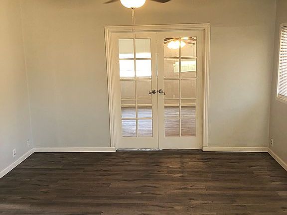 3rd image of 1462 E Academy Ave