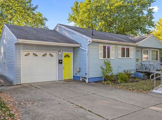 110 Rosemont Dr, Amherst, NY 14226