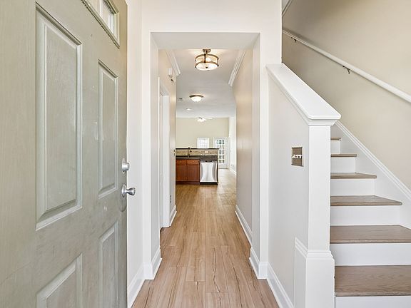 3rd image of 2612 Nashboro Blvd