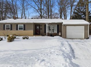 4040 Burton Dr, Stow, OH 44224