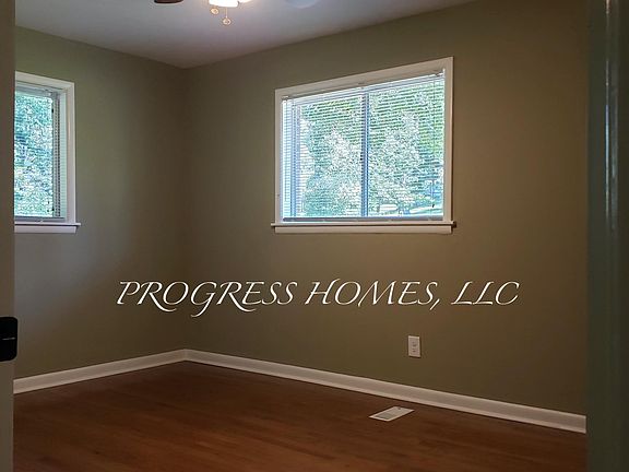 2nd Bedroom on Right