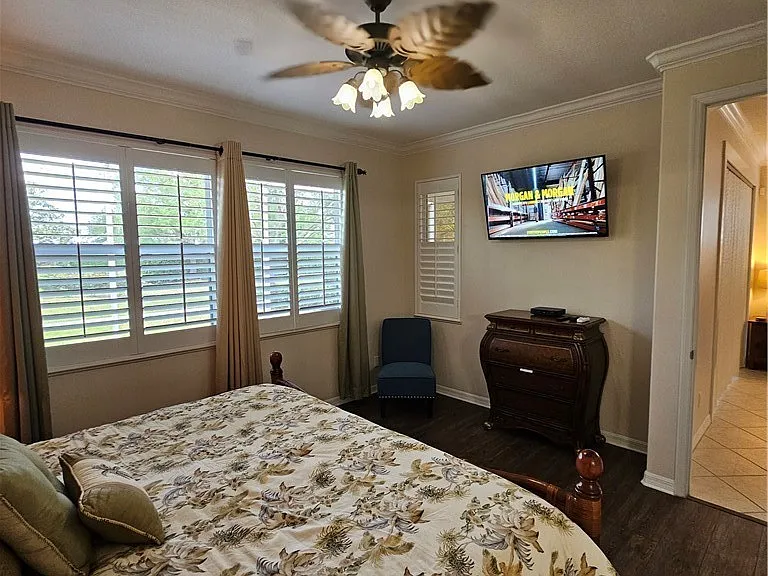 10518 Avila Cir — Photo 23