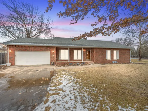830 S 143rd St E, Wichita, KS 67230