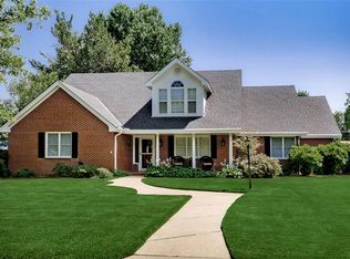 315 W Allen Ave, Springdale, AR 72764