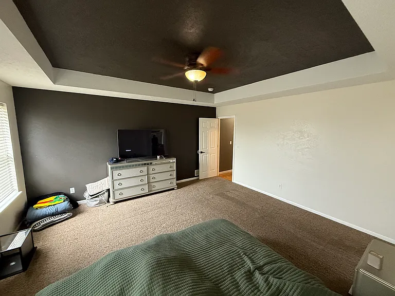 143 Lyle Curtis Cir — Photo 6