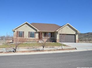 2731 E Clarkstone Dr, Eagle Mountain, UT 84005