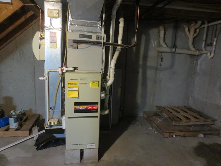 5 Pine St #B — Photo 22