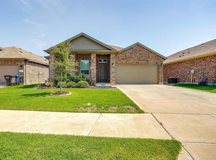 816 Nicole Way, Burleson, TX 76028