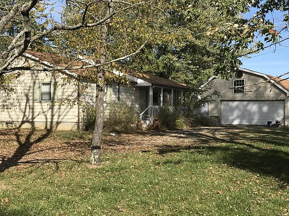 3rd image of 122 Seminole Dr