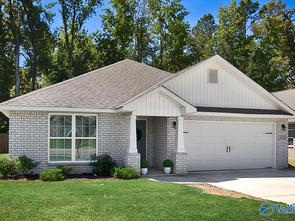 3rd image of 4128 Rockland Cir SE