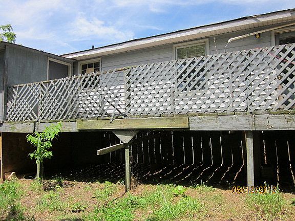 2nd image of 1135 Lark Dr