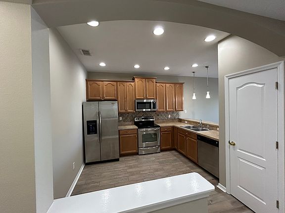3rd image of 2304 Bexley Pl
