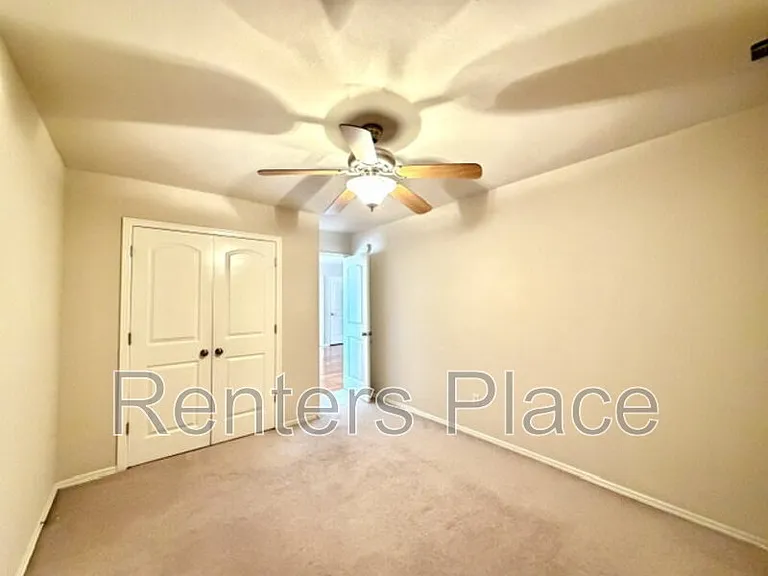 1012 S Desert Palm Ave — Photo 29