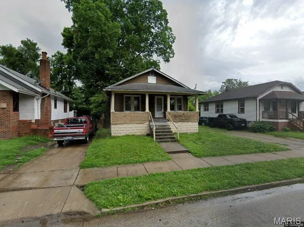 722 N 79th St, East Saint Louis, IL 62203
