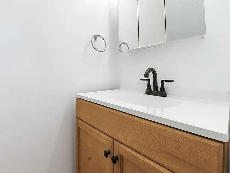 114 Sequoyah Dr — Photo 10