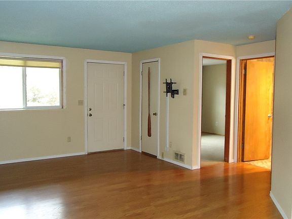 2nd image of 9819 Overlook Dr NW