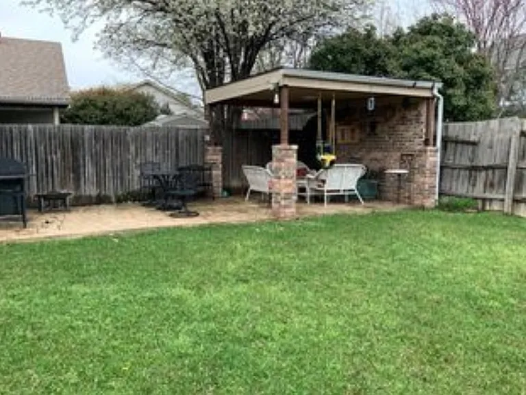 6720 Haltom Rd — Photo 11