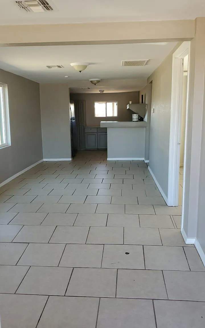 W Garfield St, Phoenix — Photo 1